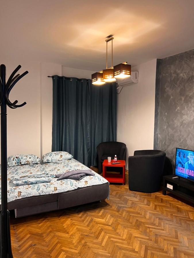 Emi Apartaments Бухарест Екстер'єр фото