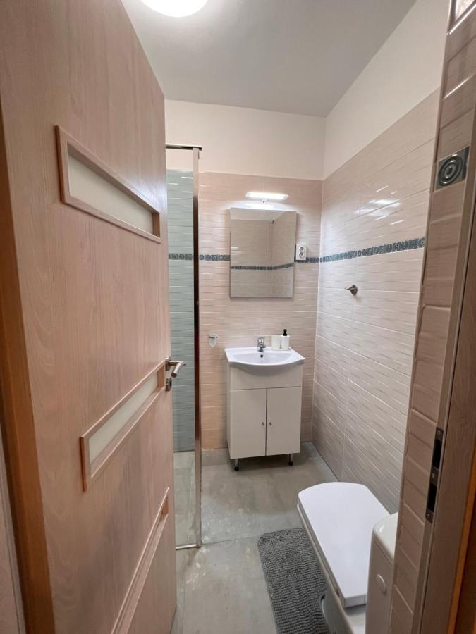 Emi Apartaments Бухарест Екстер'єр фото